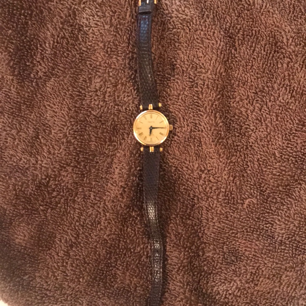 Vintage Gucci watch